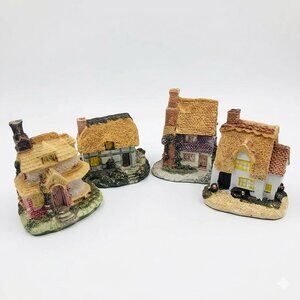 Lot 4 Miniature Thatched Roof Cottage Houses Fairy Garden Village Resin Decor